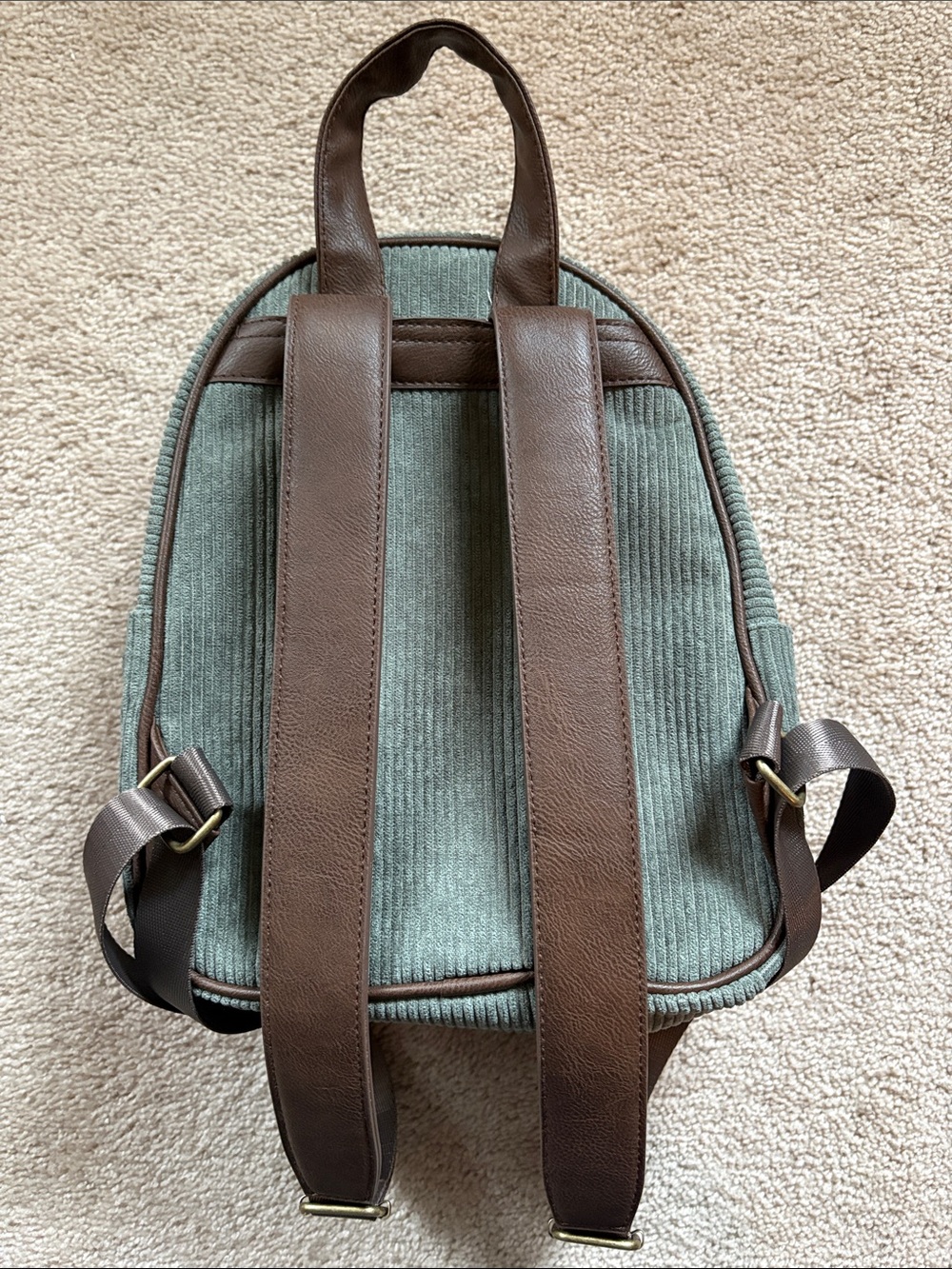 Friday the 13th Mini Backpack - Picture 5 of 7